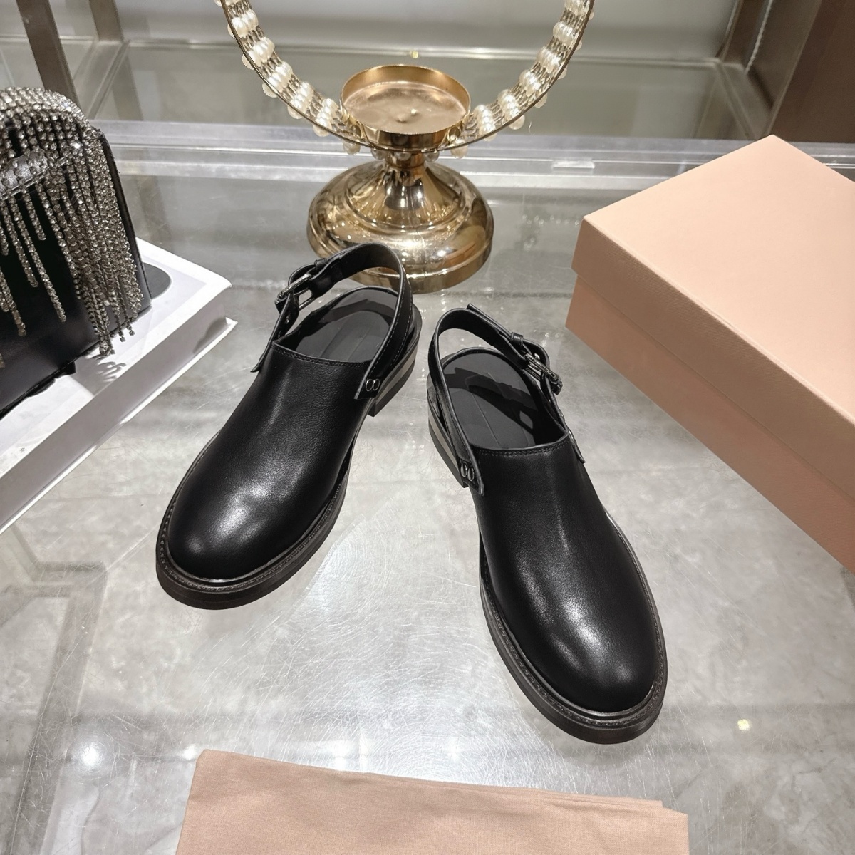 Men Shoes 2026 - 2026 Scarpe da Donna di Alta