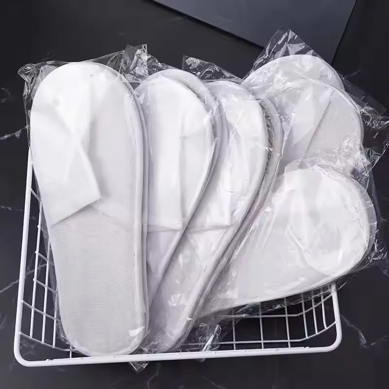 40 Paia di Ciabatte Bianche Mo - Men Shoes 2026 recensione e prezzo