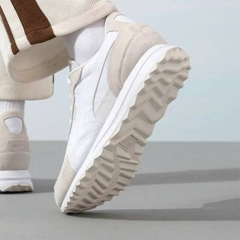 Nuove Scarpe da Corsa Leggere  - Men'S Shoes Puma Sneakers recensione e prezzo
