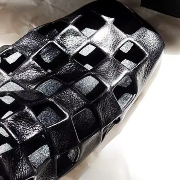 Sandali Bassi Neri da Donna 20 - Men Shoes 2026 recensione e prezzo