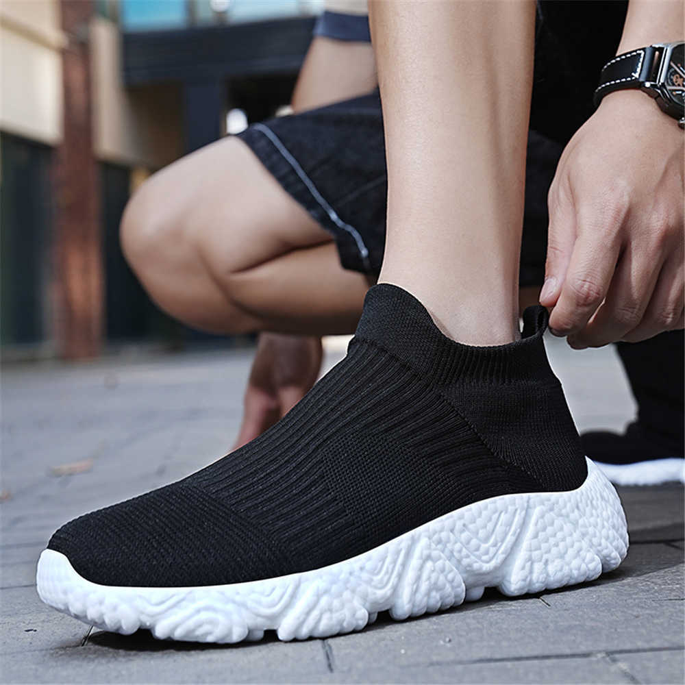 Scarpe da tennis scure da uomo - Men Shoes Sale recensione e prezzo