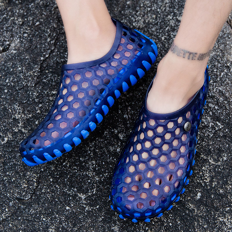 Un paio di nuovi zoccoli estiv - Men'S Shoes Hoka Sale recensione e prezzo